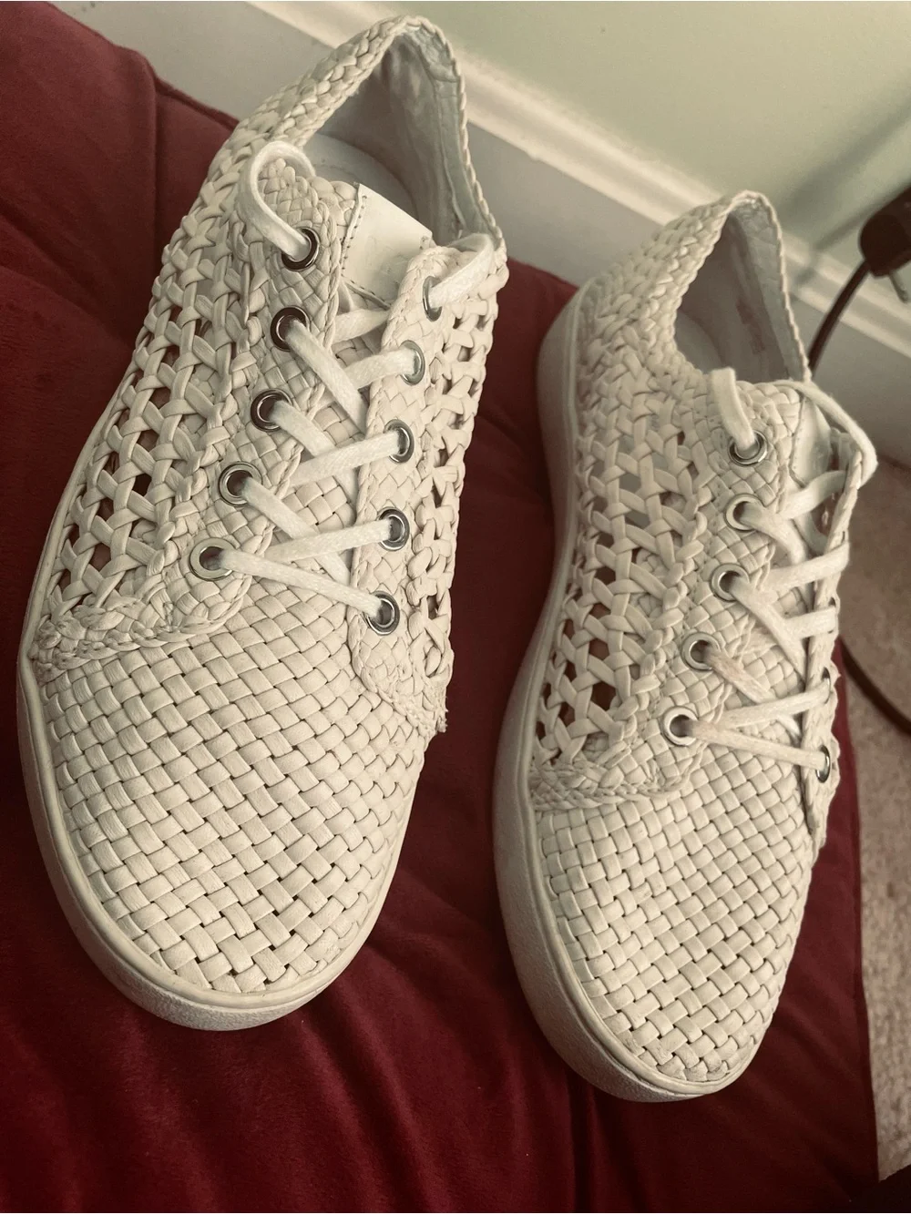 Michael Kors Sneakers - White Woven Lace-Up Platform Sneakers - size 10